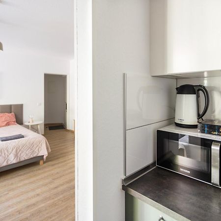 Central Apartment With Terrace And A Free Parking Duisburg Buitenkant foto