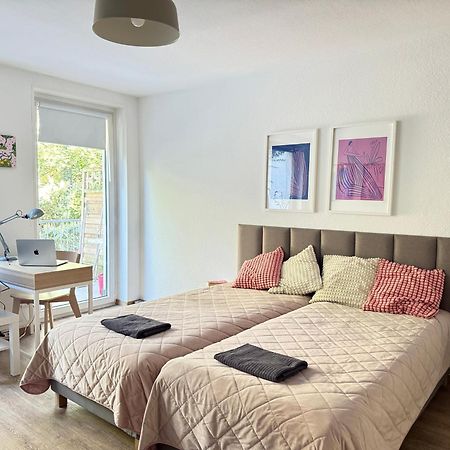 Central Apartment With Terrace And A Free Parking Duisburg Buitenkant foto
